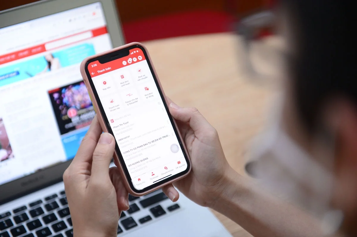 Ngân hàng Phát triển TP.HCM (HDBank) cho biết đang triển khai hàng loạt dịch vụ số