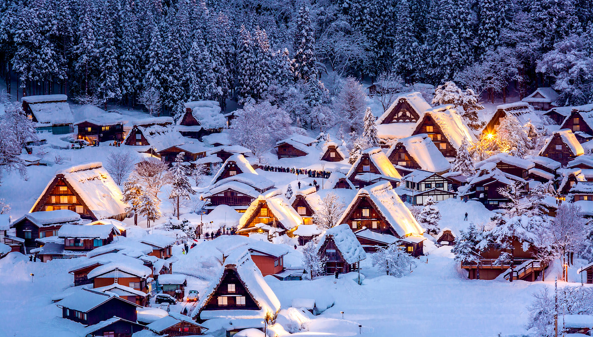 những ngôi làng mái tranh nổi tiếng tại Nhật Bản
